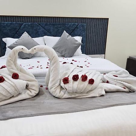 Jai Raja'S Tower Hotell Kāraikkudi Eksteriør bilde